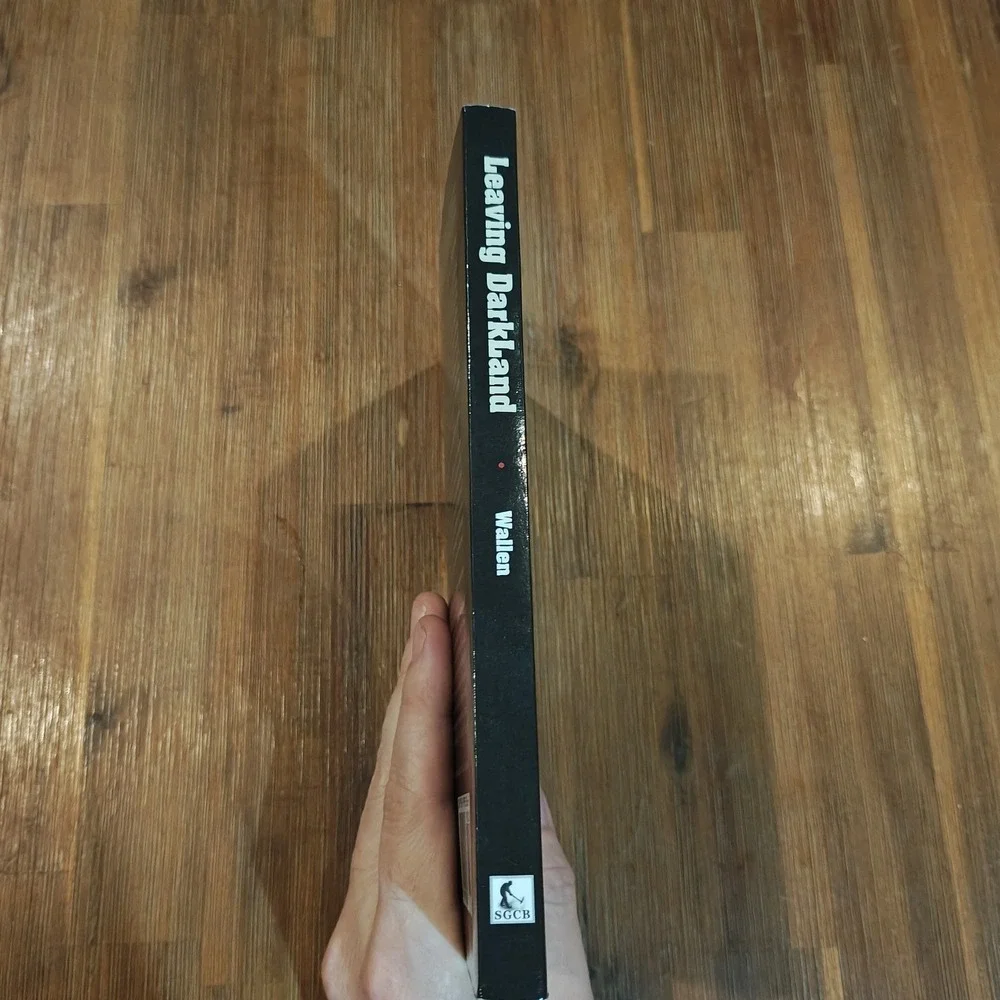 Leaving Darkland: How God's Instruction Manual Gives Effective 9781599253565